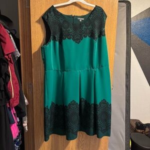 Roz & Ali Teal and Black Lace Midi Dress